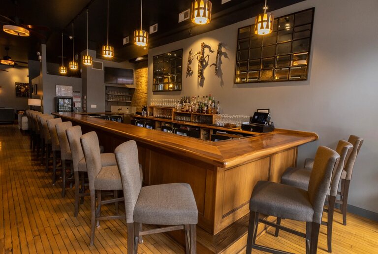 J9 Wine Bar