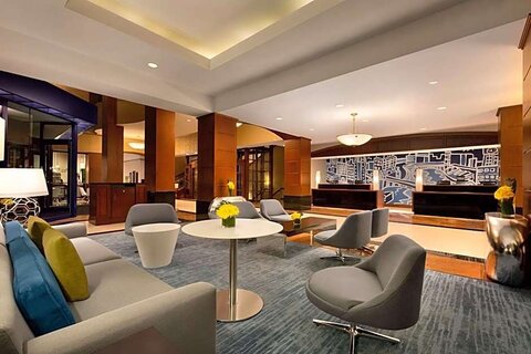 Hilton Chicago / Magnificent Mile Suites